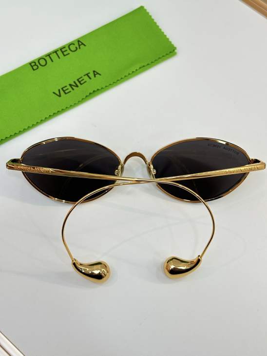 Picture of Bottega Veneta Sunglasses _SKUfw79615727fw